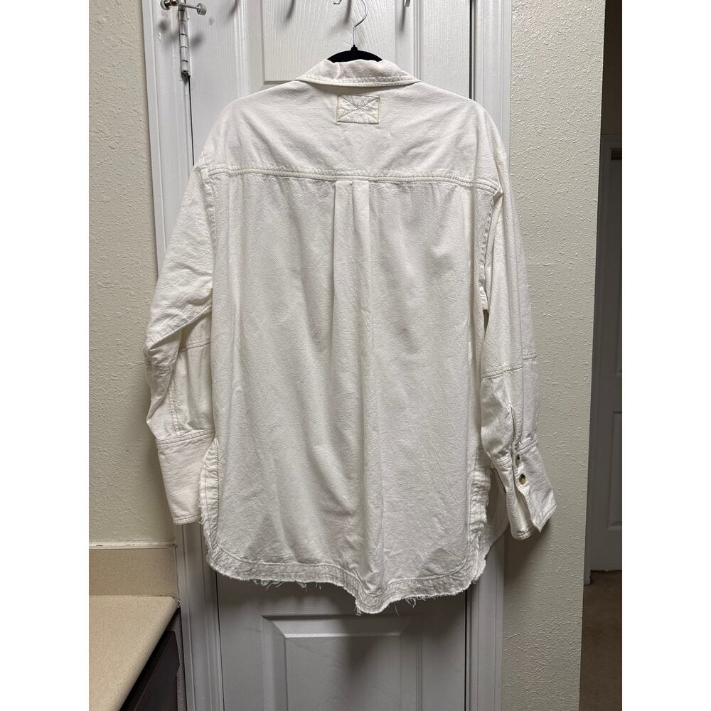 Free People We The Free White Denim Oversized Long Sleeve Button Down Size Lg - Picture 3 of 9